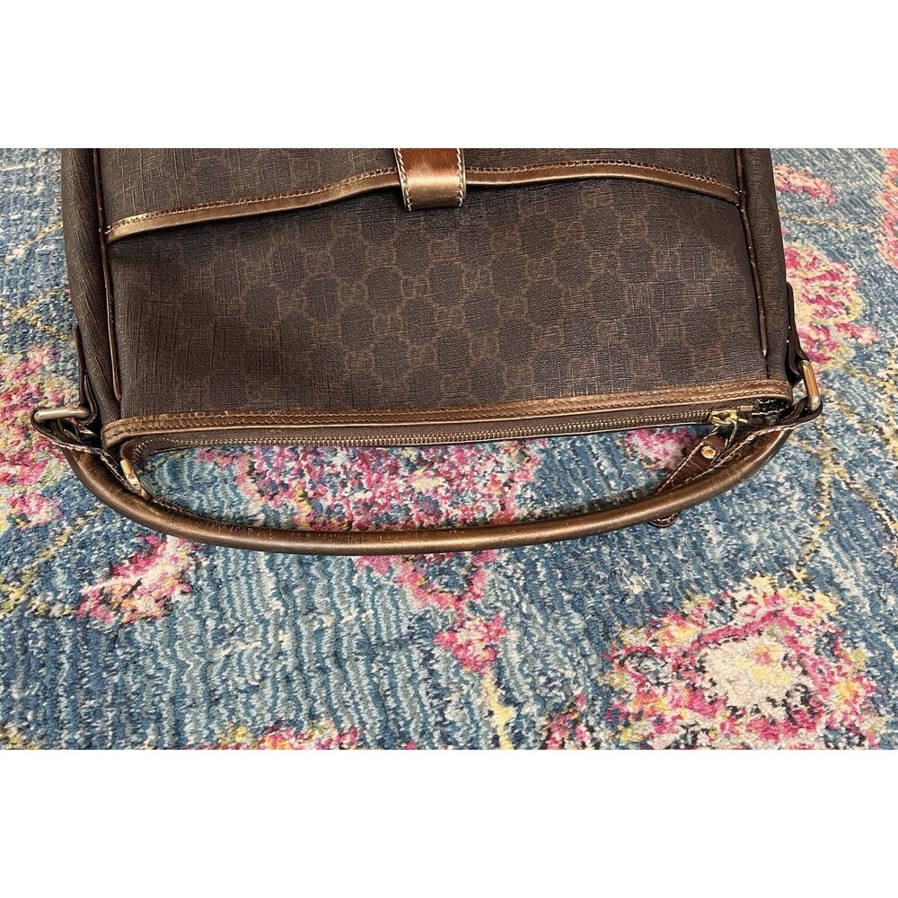 GUCCI GG Supreme Joy Shoulder Bag Gold Hardware Comes With Booklet in Tennessee - Picture 14 of 15